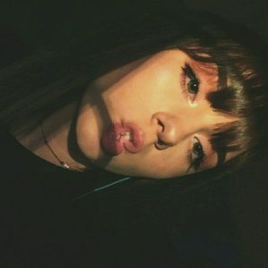 Meet your Posher, Sierra